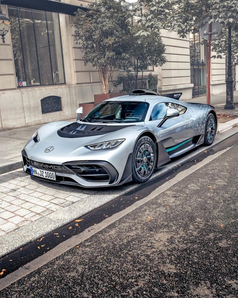 Pemilik Mobil Ini Ambyar ! Mercedes AMG One Seharga Rp 43 Miliar Habis Terbakar