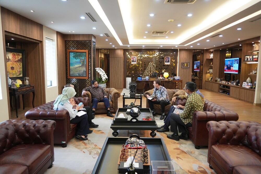 Investasi Ngalir, Emisi Berkurang: Indonesia Siap Sambut Investasi Hijau