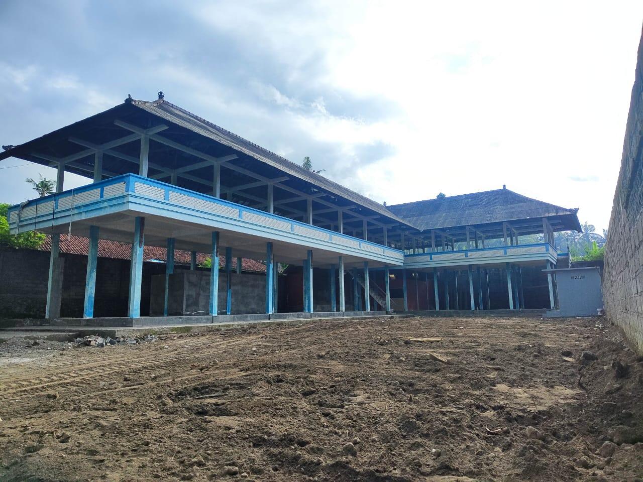 Disewakan Tanah & Bangunan Siap Usaha di Jalan Utama Karangasem, Bali