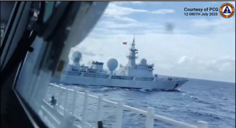 F-35A Sowan ke Filipina, China Merespon dengan Mengirim Kapal Mata-Mata
