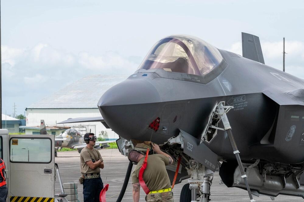 F-35A Sowan ke Filipina, China Merespon dengan Mengirim Kapal Mata-Mata