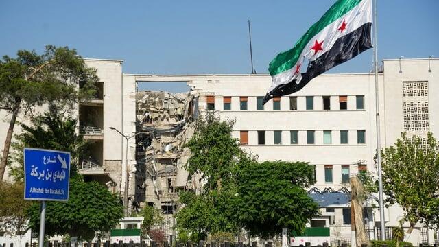 Apa Misi Israel Serang Suriah?