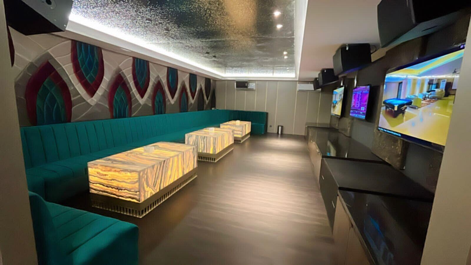 Karaoke pondok indah jakarta selatan