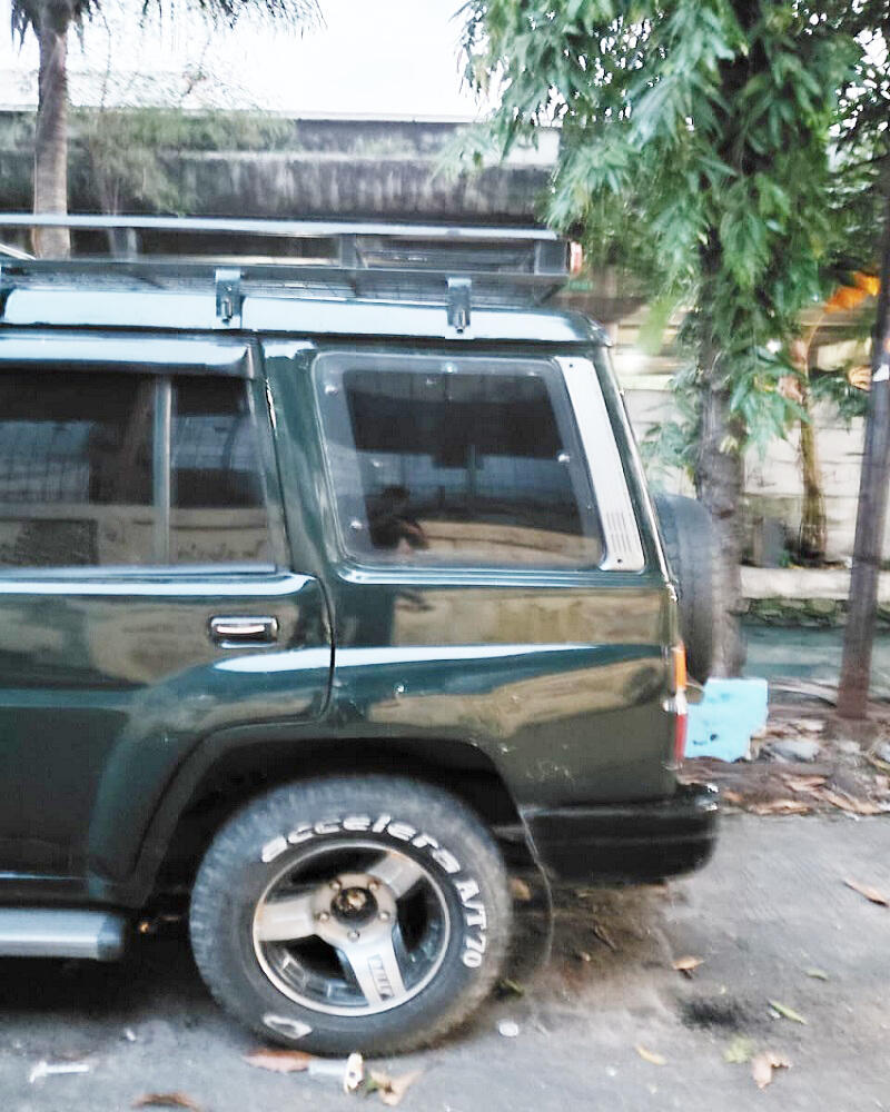 Jual Daihatsu Feroza Long 1.5 Tahun 1992 Jakarta Utara