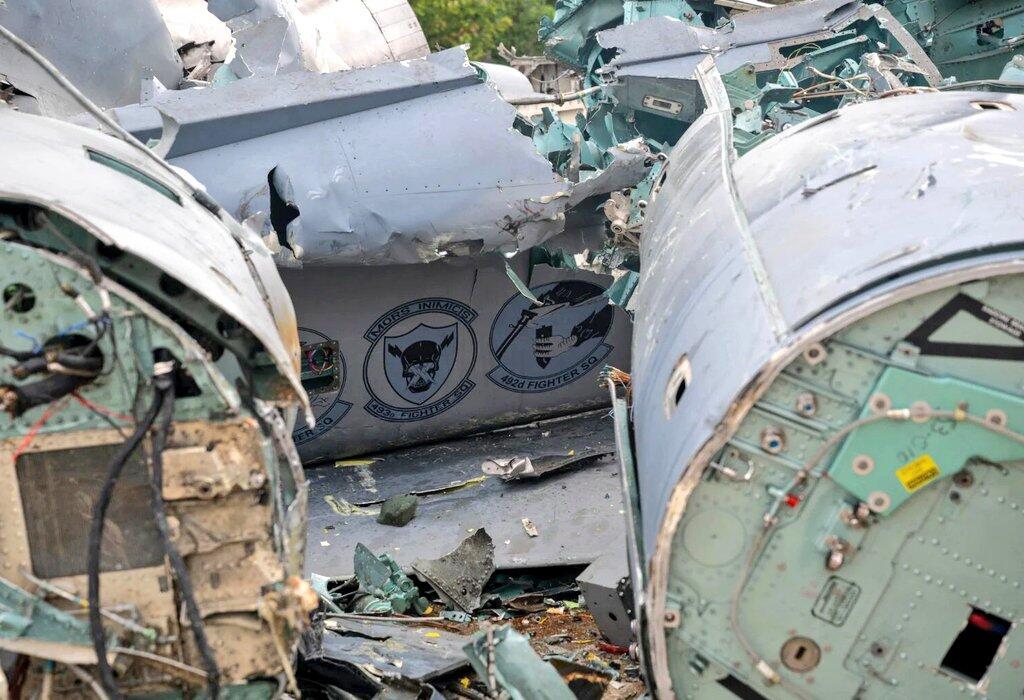 Jarang Terjadi, USAF Hancurkan F-15B di Inggris