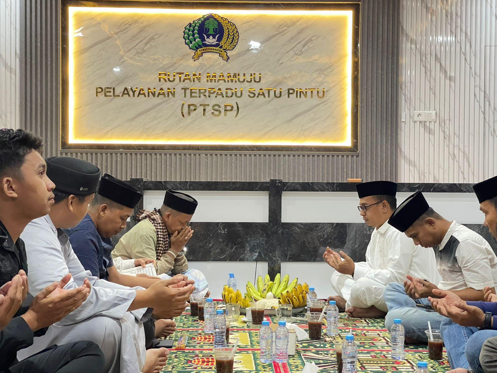 Rutan Mamuju Gelar Barasanji Sebagai Rasa Syukur Rampungnya Pembangunan PTSP