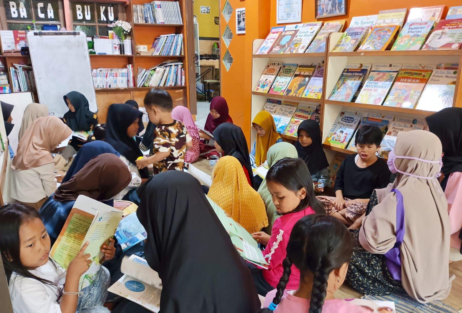 Literasi Step by Step, Selangkah demi Selangkah