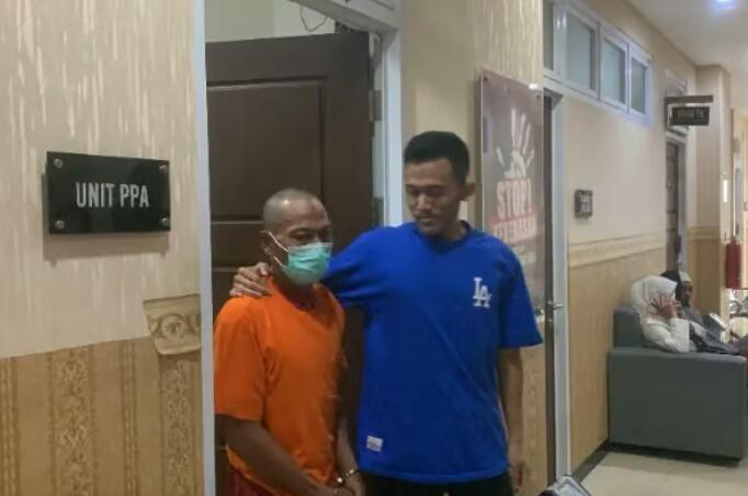 Bejat! Pria 47 Tahun Pelaku Rudapaksa Anak SMP Hingga Hamil 4 Bulan