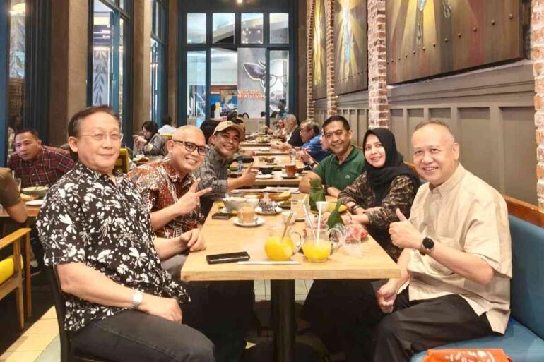 Ketawa Ala Kawan Lama DPLK
