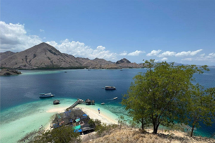 Satu Hari di Labuan Bajo: Bisa ke Mana Saja?