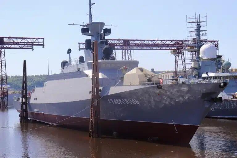 Dan Terjadi Lagi, Kapal Perang Rusia Kena Entup Drone Ukraina di Laut Azov
