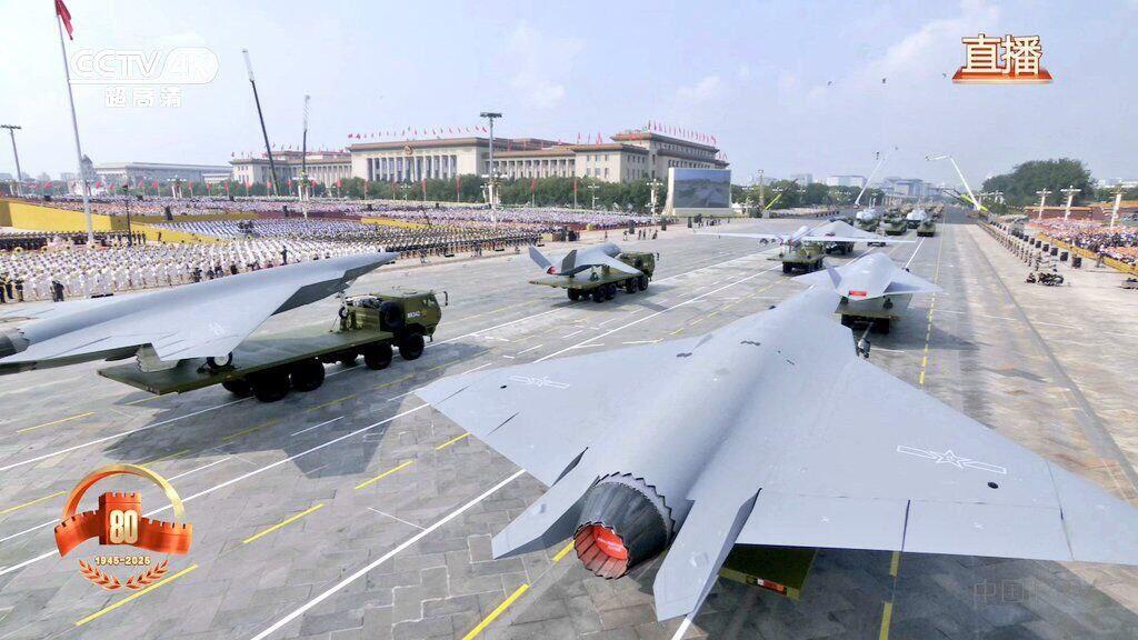 Seukuran Jet Tempur, China Pamer Desain Drone Tempur di Parade Militer