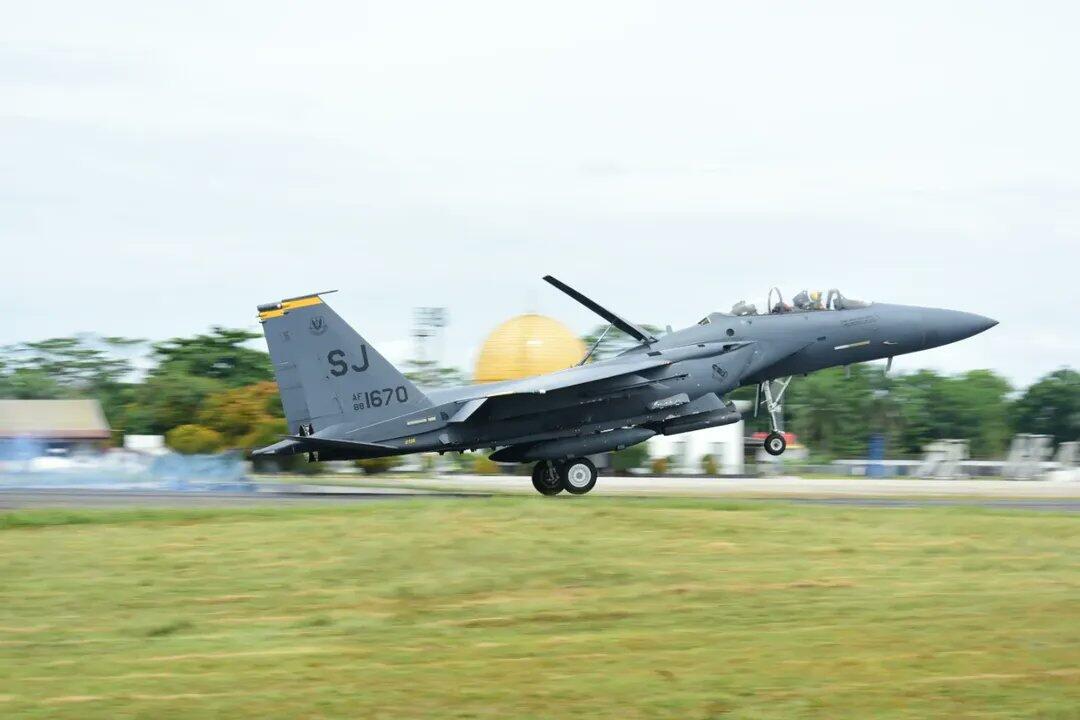Cetak Sejarah Baru, Untuk Pertama Kali F-15 Main ke Indonesia