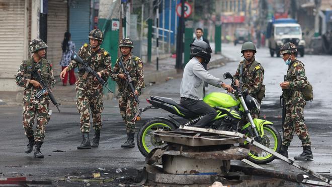 Militer Nepal ambil alih kekuasaan usai aksi protes berujung kematian