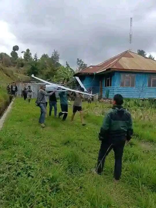 Diduga Ada Masalah Teknis, Drone TNI Jatuh di Papua