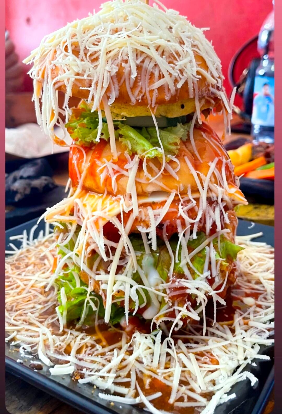 BURGER SIKELING KULINER MURAH DI MEDAN YANG VIRAL MULAI HARGA 10 RIBUAN