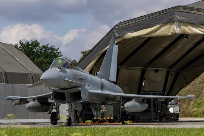 Drone Rusia Keluyuran di Polandia, NATO Perkuat Sayap Timur