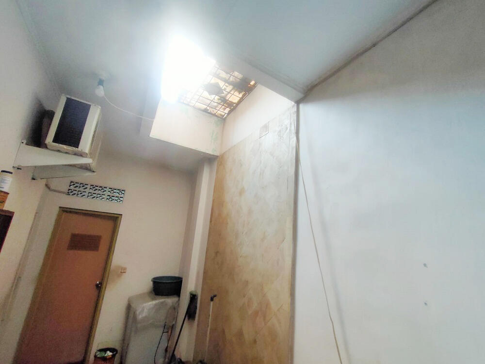Rumah Djual di Komplek Villa Dago Tol Dekat Gerbang Tol Serpong 3, Stasiun Sudimara