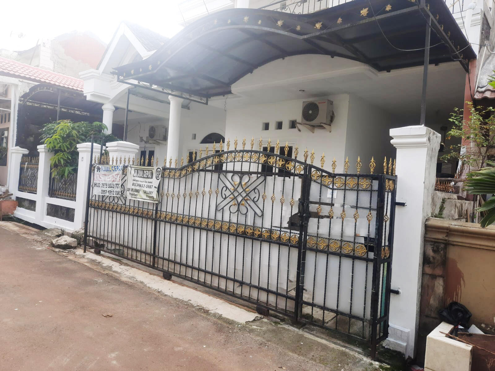 Rumah Djual di Komplek Villa Dago Tol Dekat Gerbang Tol Serpong 3, Stasiun Sudimara
