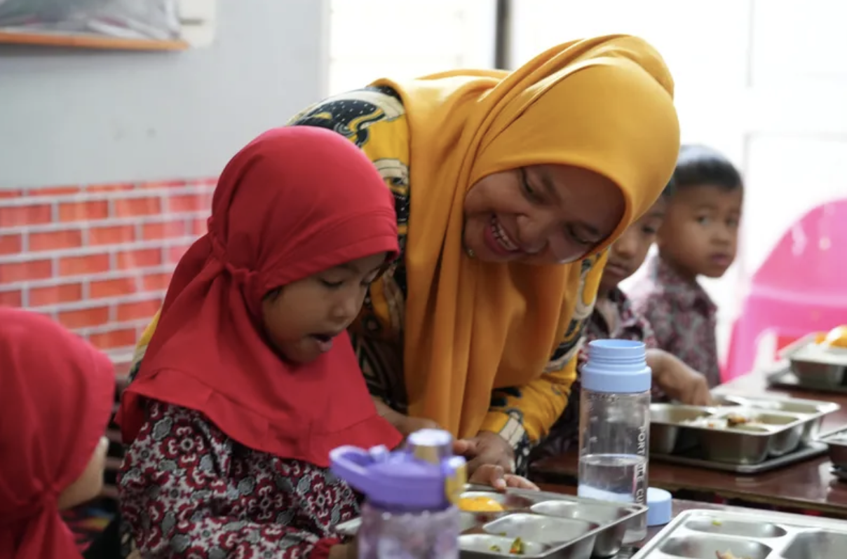 BGN akan Perluas Manfaat Makan Bergizi Gratis ke Guru dan Kader Posyandu