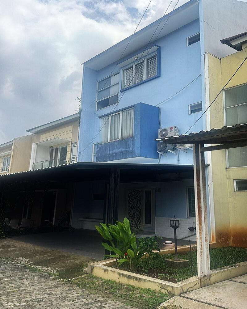 Rumah Dijual di Serpong Utara Dekat Mall WTC Matahari, BSD Plaza
