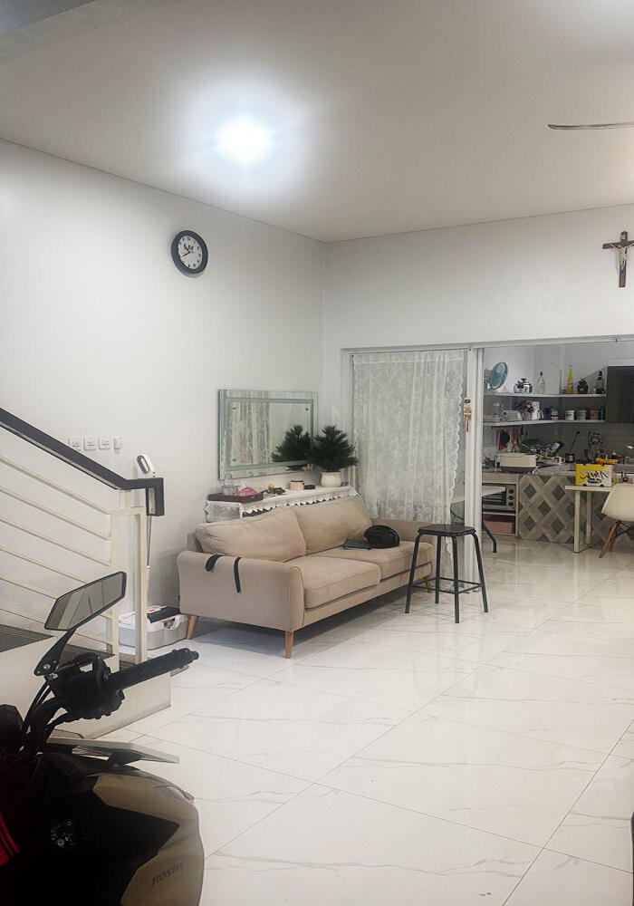 Rumah Dijual di Serpong Utara Dekat Mall WTC Matahari, BSD Plaza