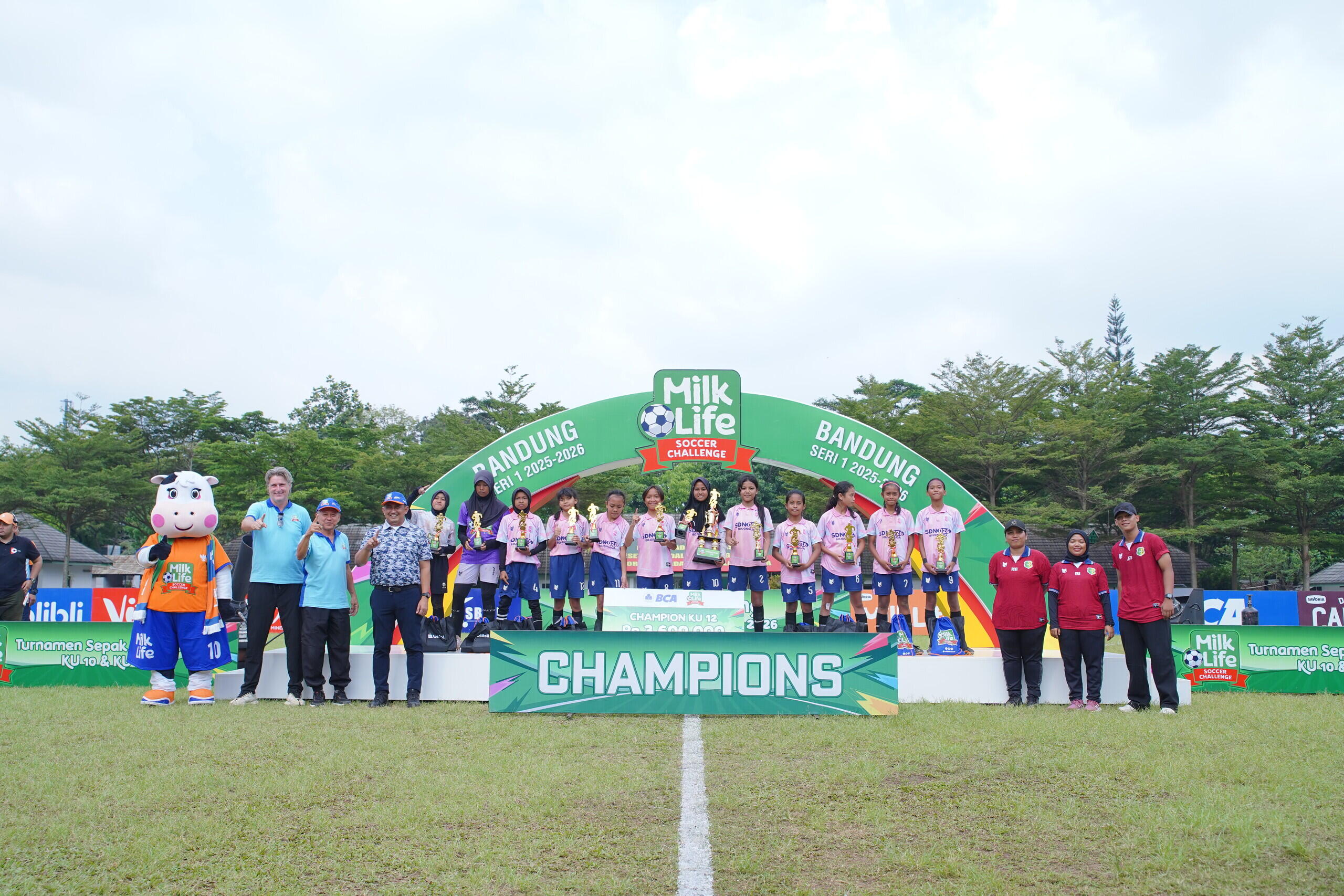 Juara Baru Lahir di MilkLife Soccer Challenge Bandung Seri 1 