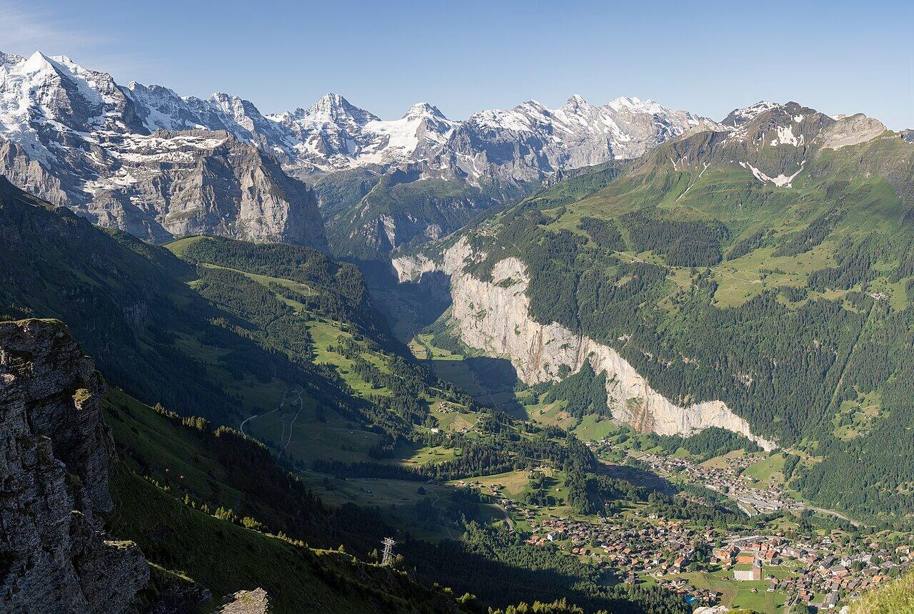 7 Destinasi Liburan Favorit di Swiss