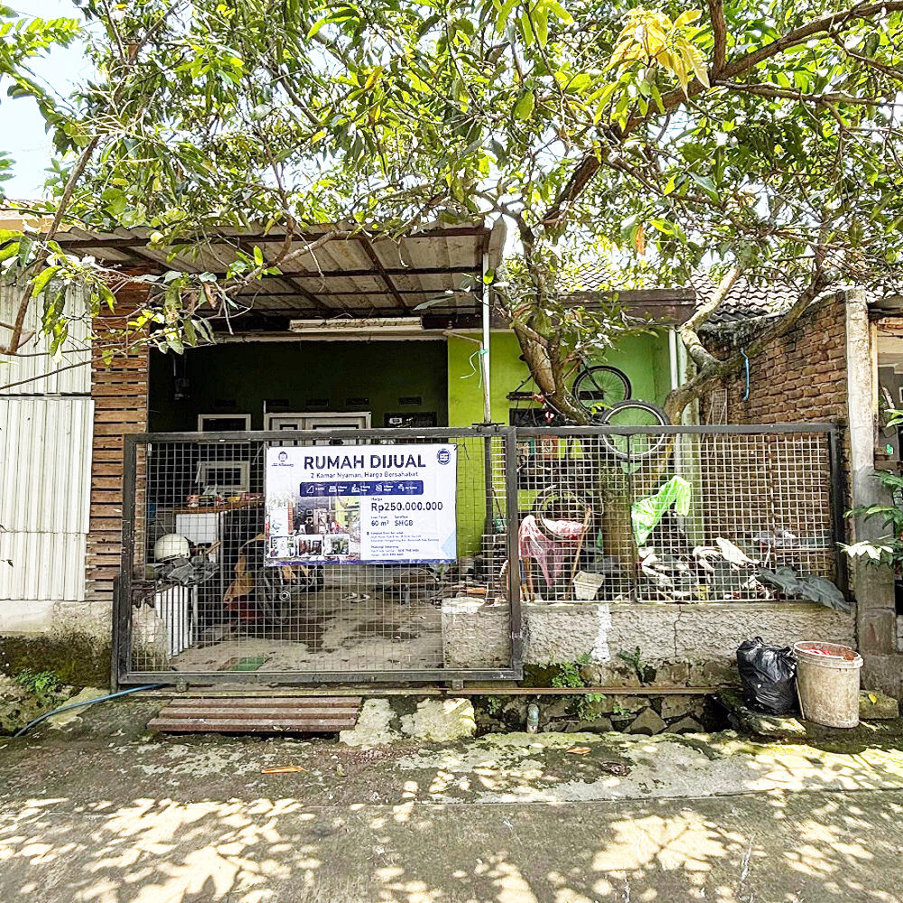 Rumah Dijual di Komplek Bumi Sari Indah Bandung Dekat Pasar Baleendah