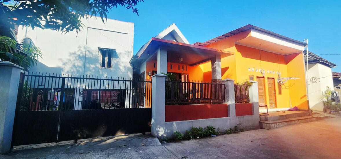Rumah Dijual + 1 Ruko di Maros Dekat Grand Mall Maros, Pasar Batangase