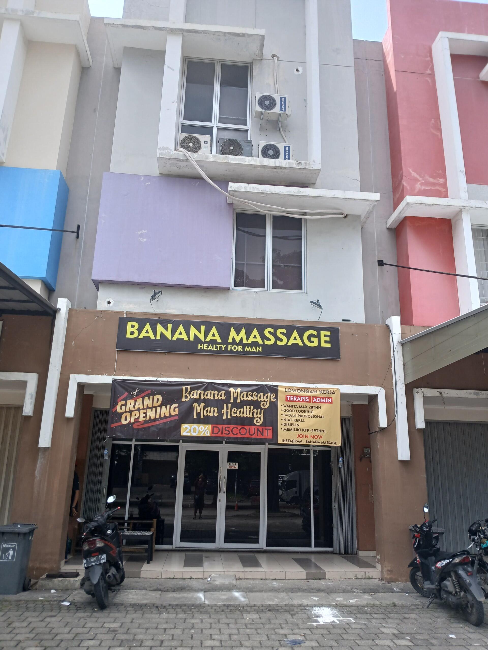 BANANA MASSAGE HARAPAN INDAH BEKASI
