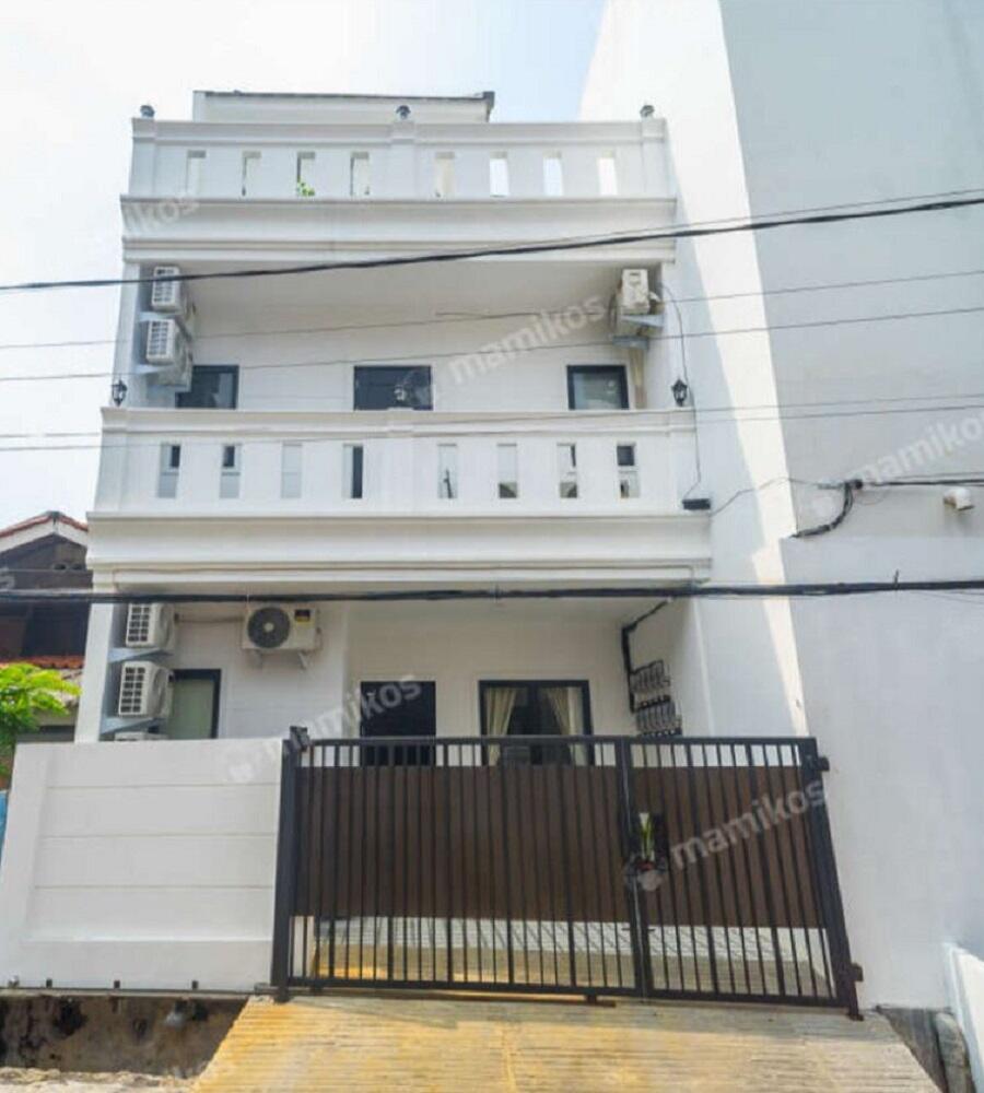 Kost Putri Dekat Universitas Borobudur, Universitas Darma Persada, Mall Bassura
