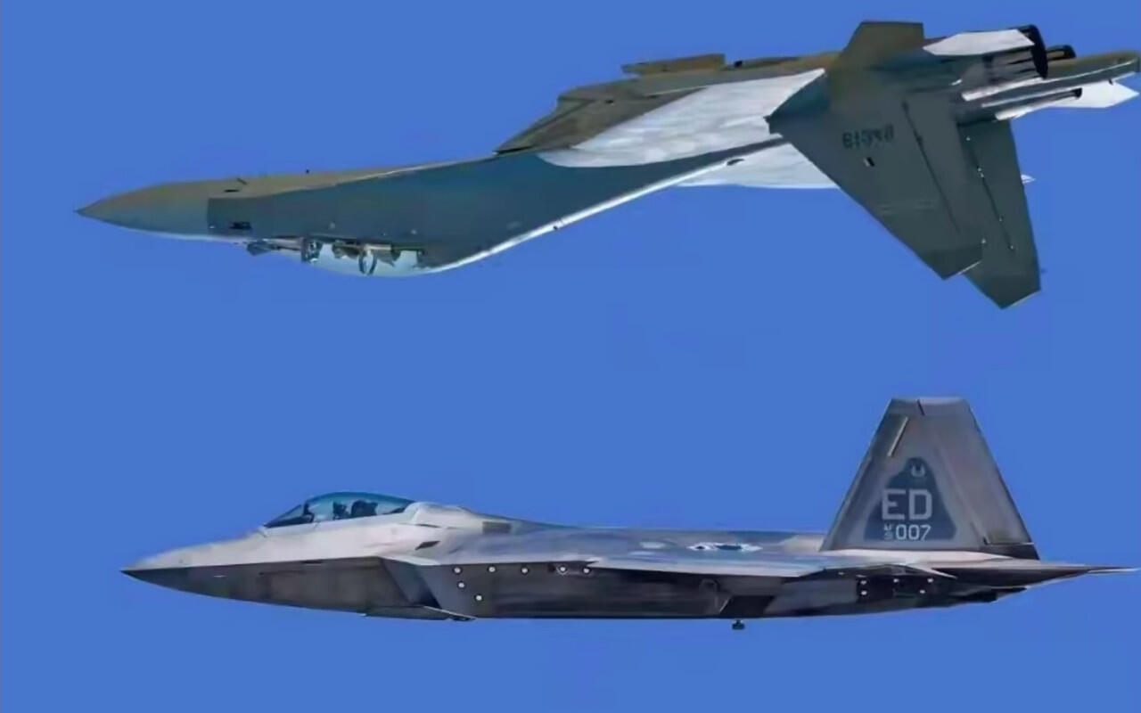 Main-Main Ke Lepas Pantai China, 2 F-22 Dicegat Dan Diusir J-16