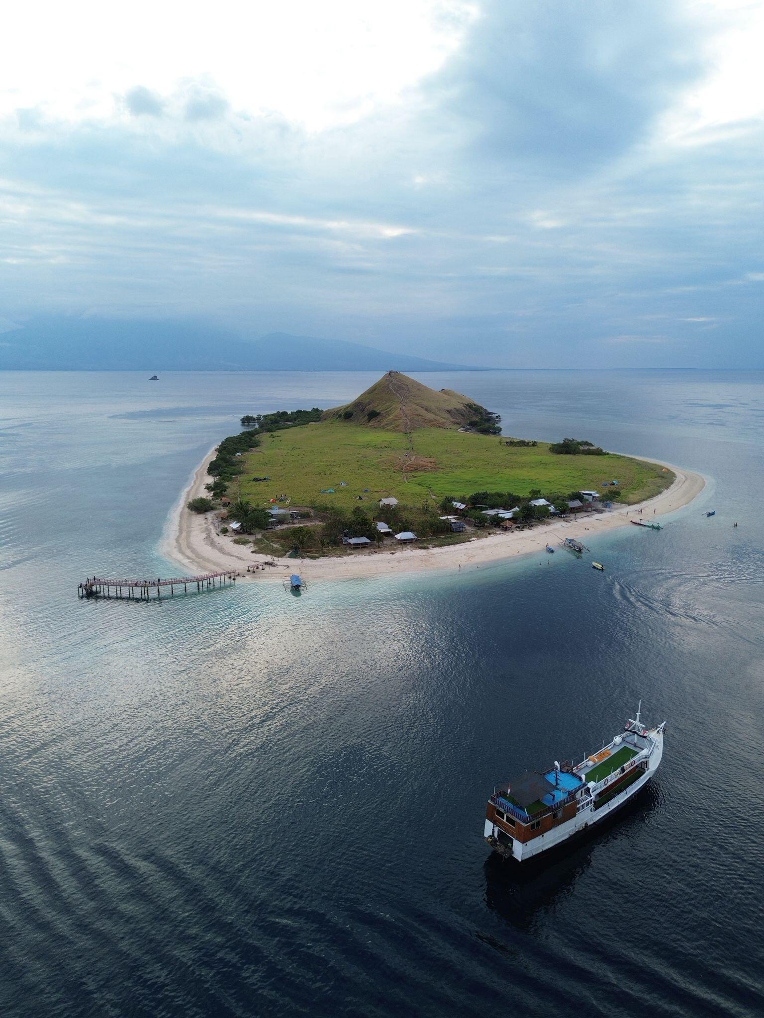 Hentikan Pencarian MU, Coba Lombok Komodo Tour dan Temukan Kembali Jiwamu Yang Hilang