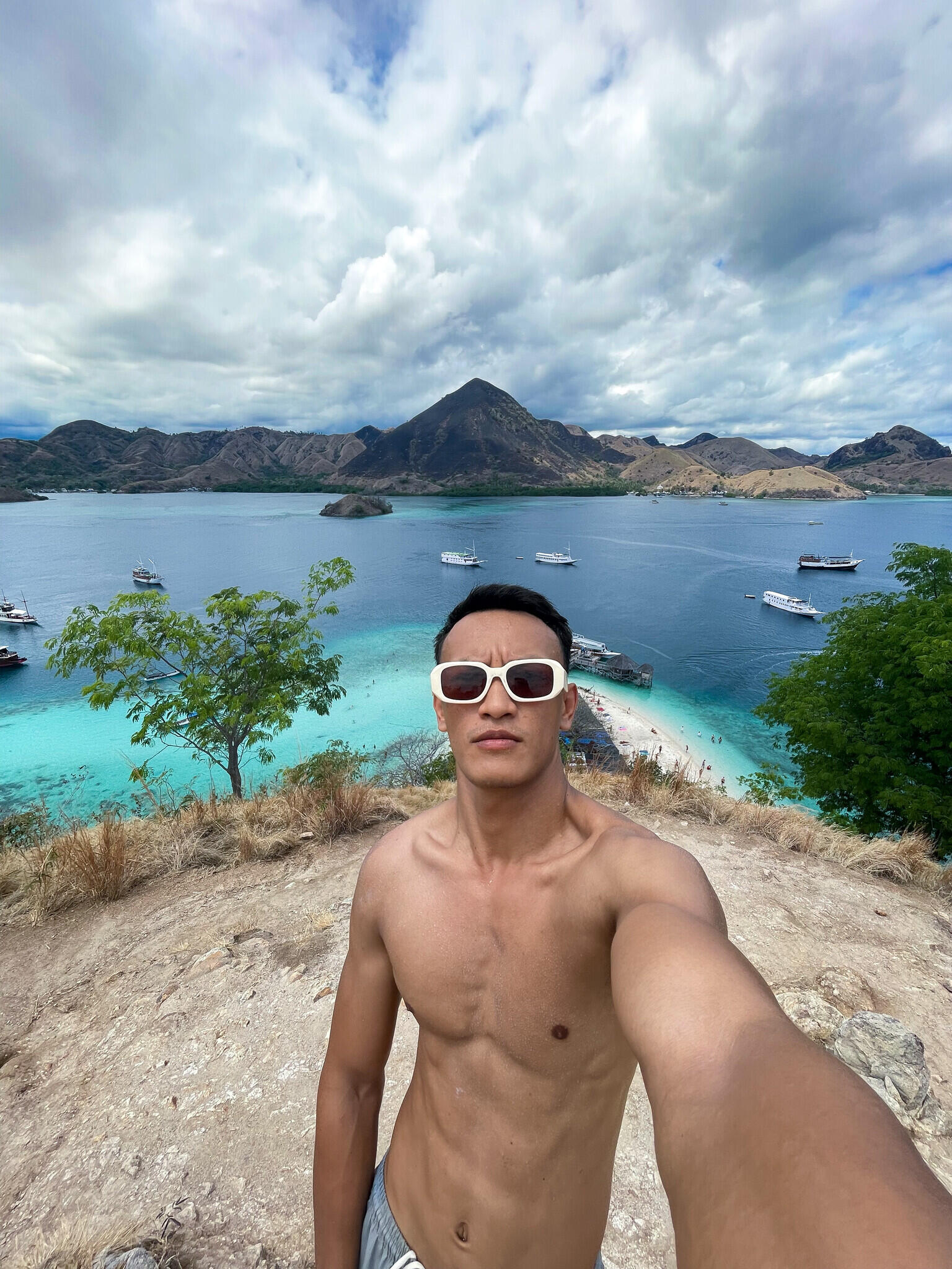 Hentikan Pencarian MU, Coba Lombok Komodo Tour dan Temukan Kembali Jiwamu Yang Hilang