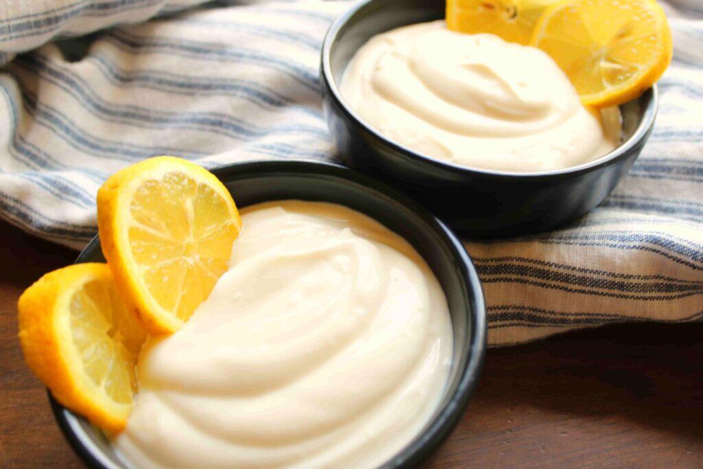 Tutorial Membuat Masker Wajah Dari Air Lemon dan Yogurt