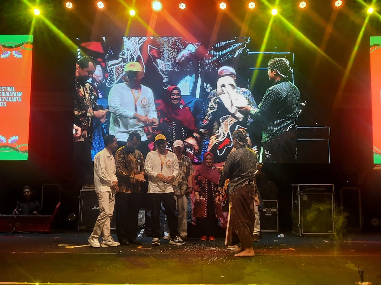 Prosesi Penutupan Festival Kebudayaan Yogyakarta (FKY 2025) 