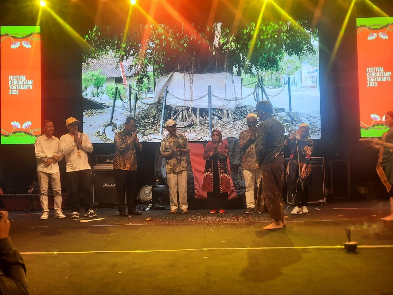Prosesi Penutupan Festival Kebudayaan Yogyakarta (FKY 2025) 