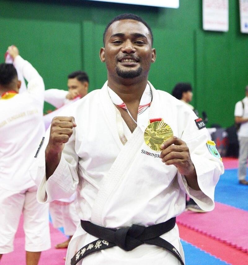Ubah Cemas Jadi Emas, Kelvin Saweri Persembahkan Emas Pertama untuk Papua Barat