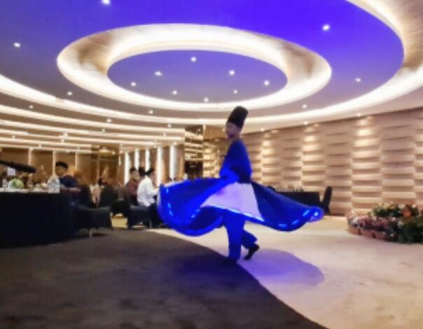 Tari Sufi Tarnura Parmonas Studio