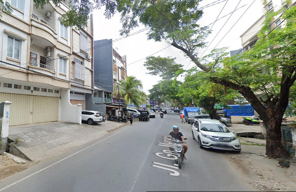 Rumah Dijual di Kota Makasar Dekat Pantai Losari, Phinisi Point Mall