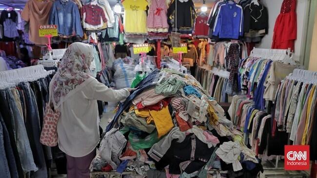 Purbaya Dimarahi Pedagang Baju Bekas Imbas Berantas Thrifting Ilegal