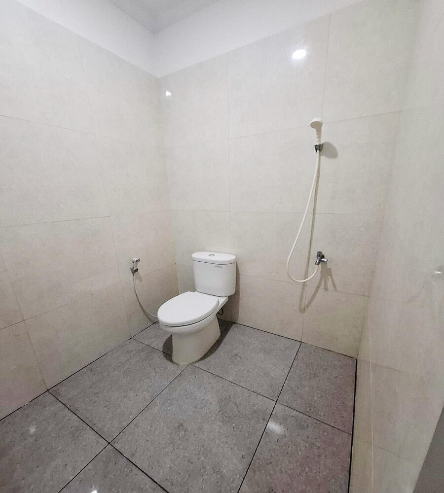 Kost Dekat UNJ Universitas Negeri Jakarta, Tip Top Rawamangun, Pasar Pramuka