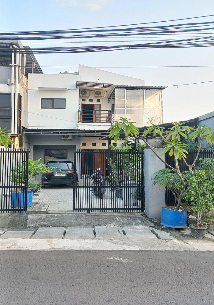 Kost Dekat UNJ Universitas Negeri Jakarta, Tip Top Rawamangun, Pasar Pramuka