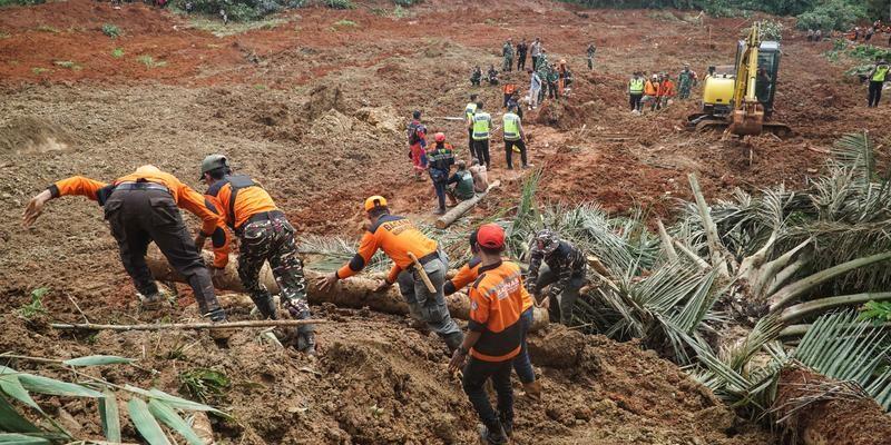 Bupati Desak Percepatan Pencarian 21 Warga Hilang Akibat Longsor Cilacap