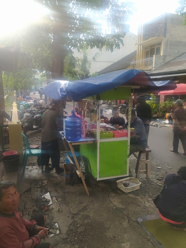 BUTUH INVEST DI PASAR LOAK SOLO