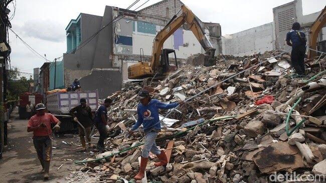 Ahmad Sahroni Bongkar Rumah Mewahnya yang Sempat Dijarah