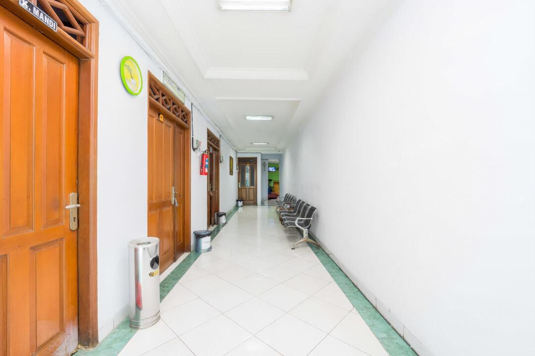 Kost Putri Dekat Kota Kasablanka, Mall Bassura City, Kampus STIS