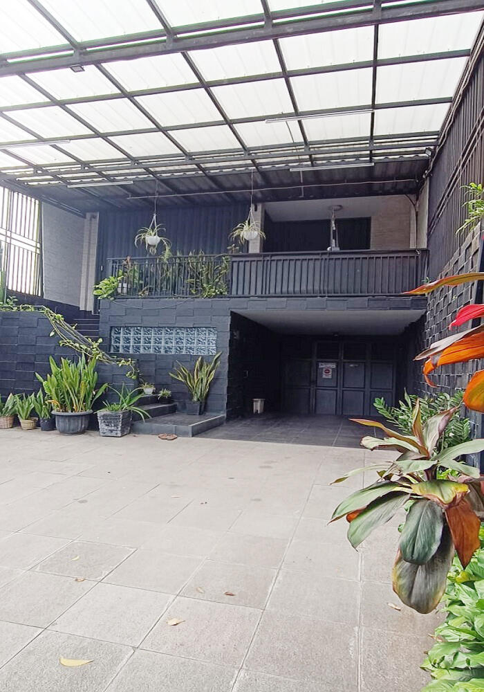 Ruko Dijual di Jl. Ibrahim Aji Kota Bandung Dekat Borma Kiaracondong, UNINUS