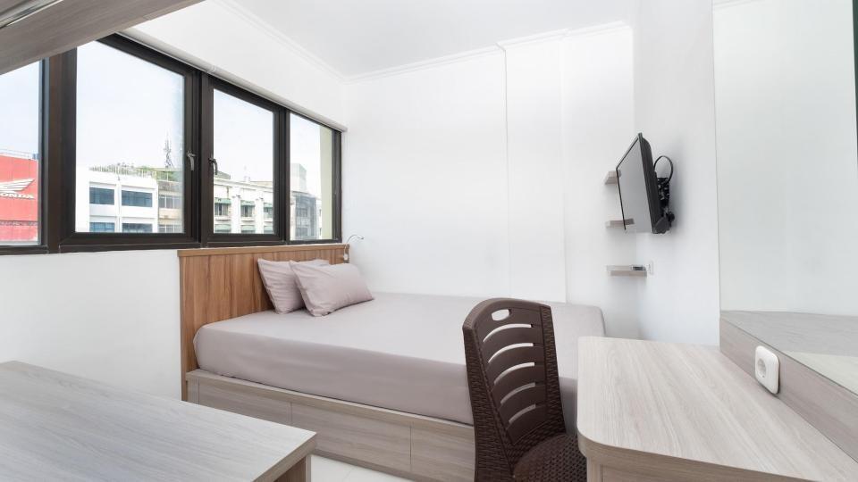 Kost Dekat Gajah Mada Plaza, LTC Glodok, Harmoni, LTC Glodok, RS Husada